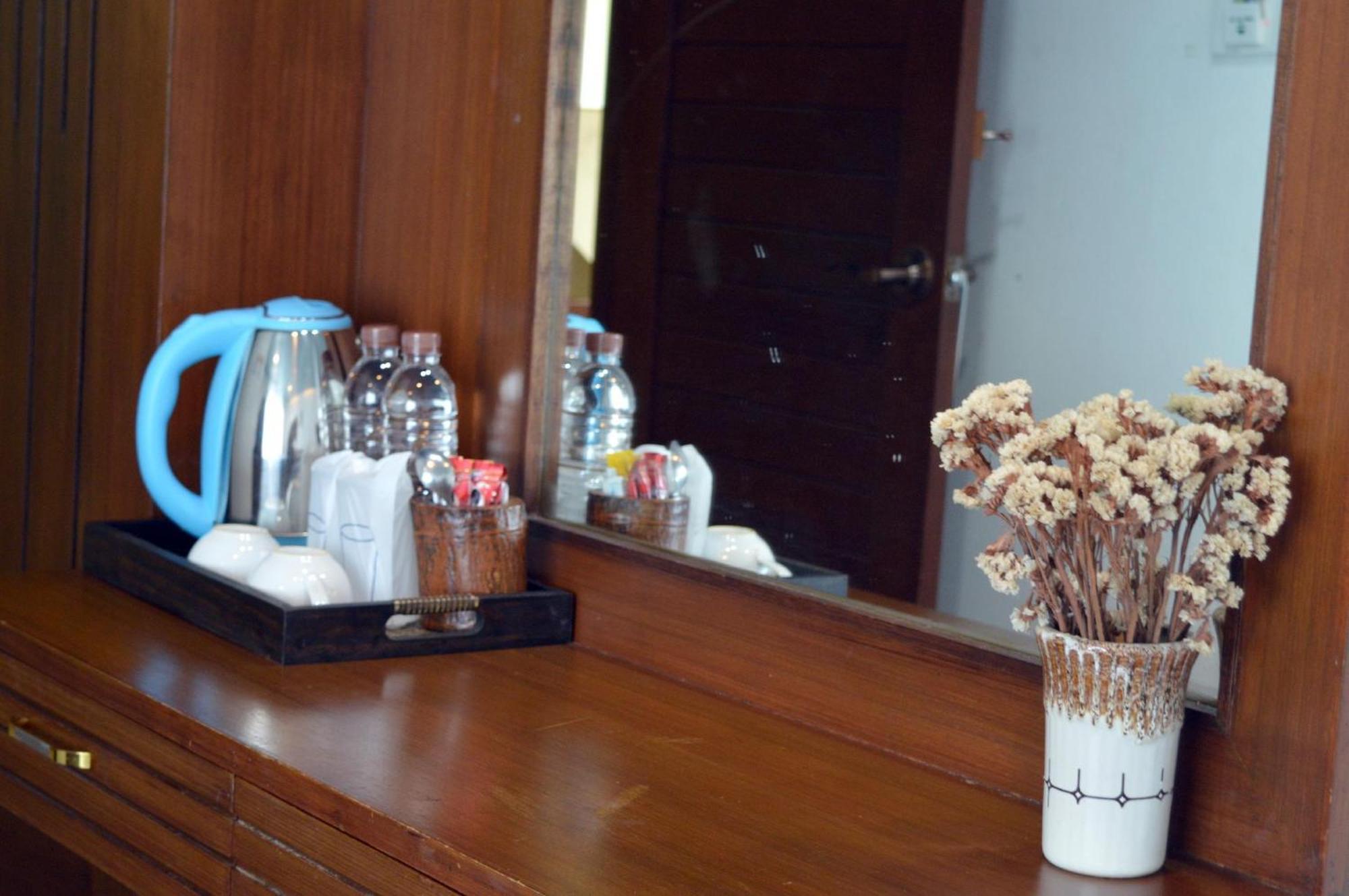 De Nawarat Chiangmai Boutique Apartment Чиангмай Экстерьер фото