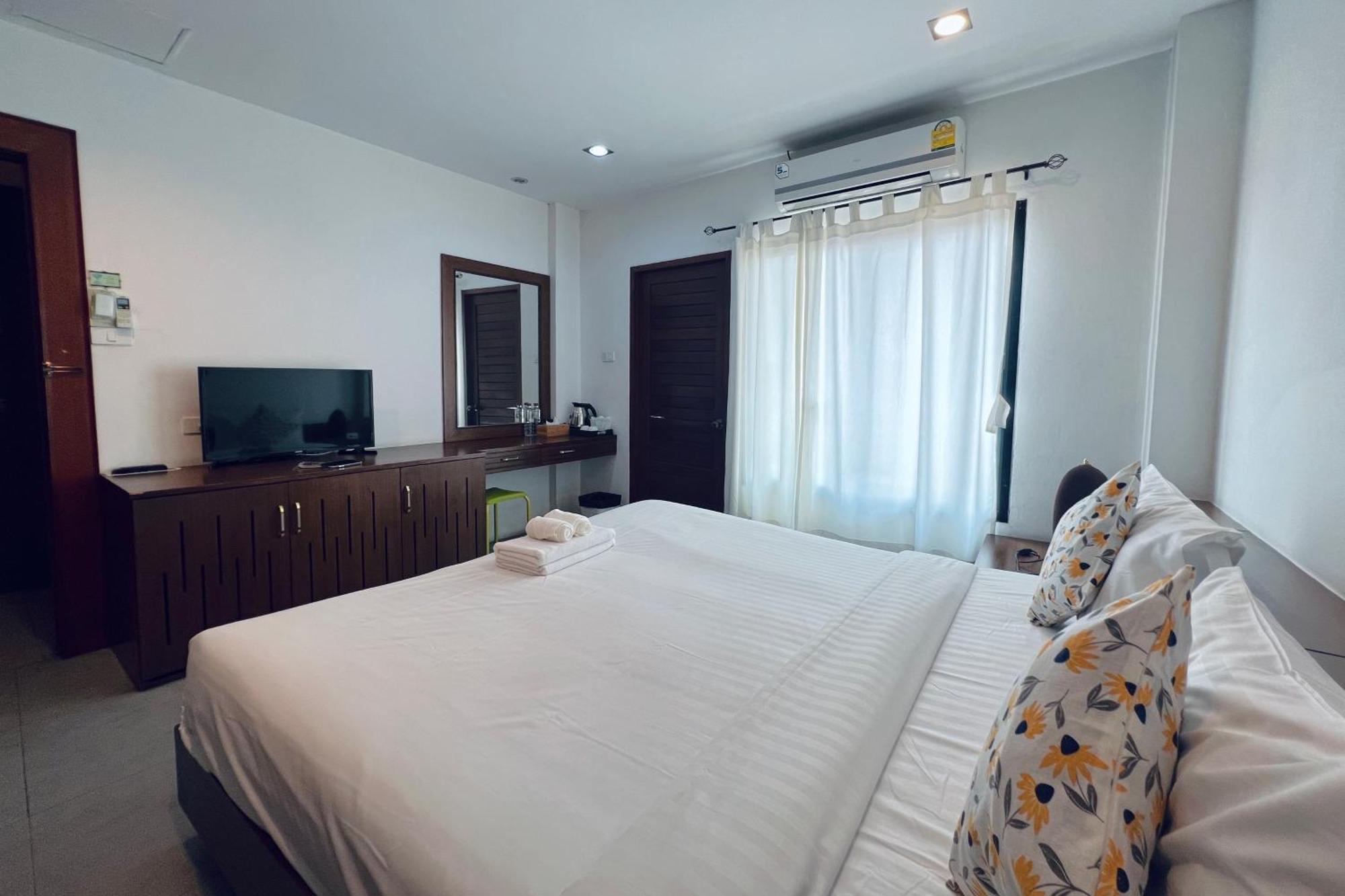 De Nawarat Chiangmai Boutique Apartment Чиангмай Экстерьер фото
